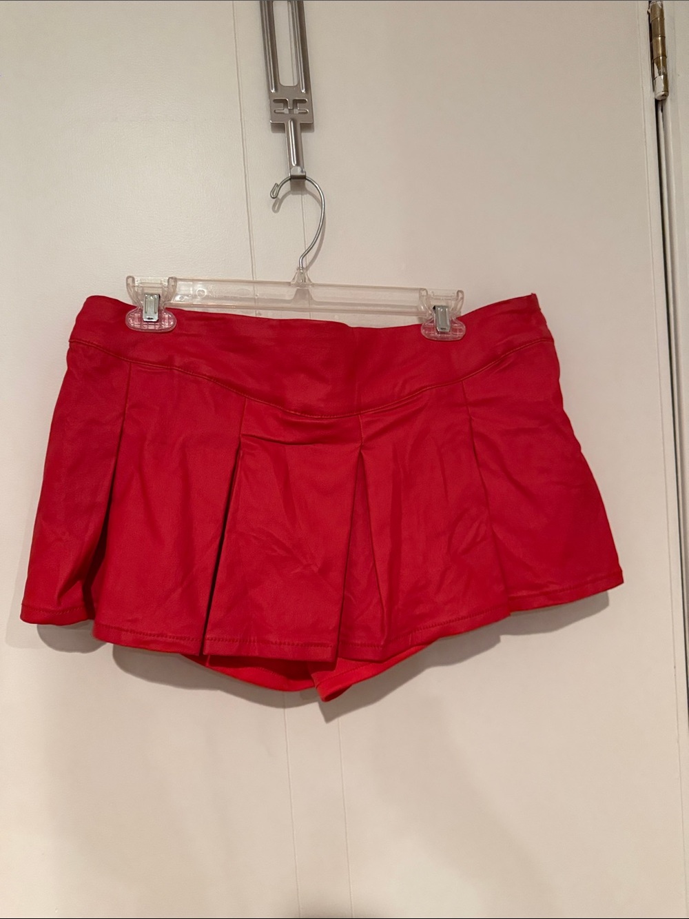 Madden Girl Red pleather Pleated Skort